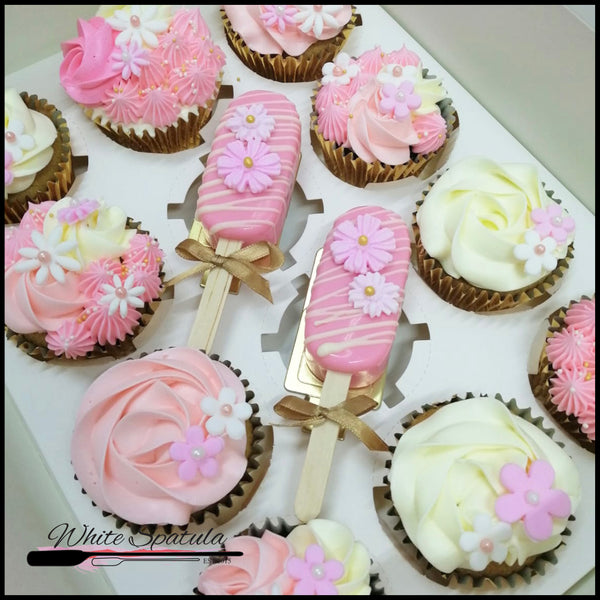 Sweet Pastel Cupcakes with Popsicles