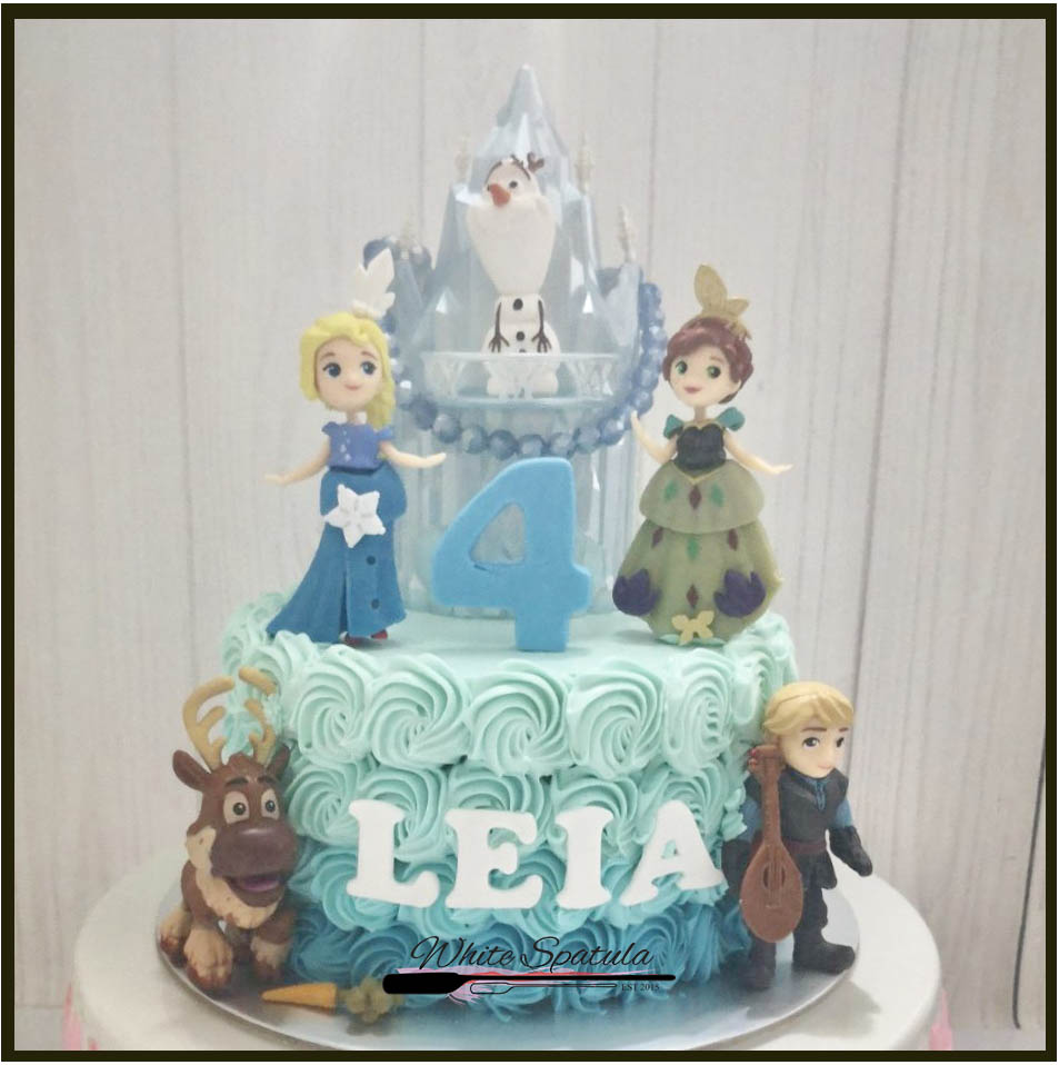 Frozen Buttercream Cake - White Spatula Singapore